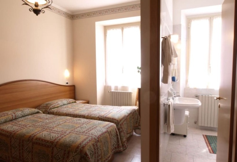 اتاق استاندارد با بالکن, Brisino