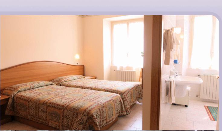 اتاق استاندارد سه نفره, Brisino