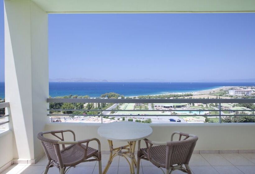 Люкс Superior Вид на Море, Kipriotis Panorama Hotel & Suites