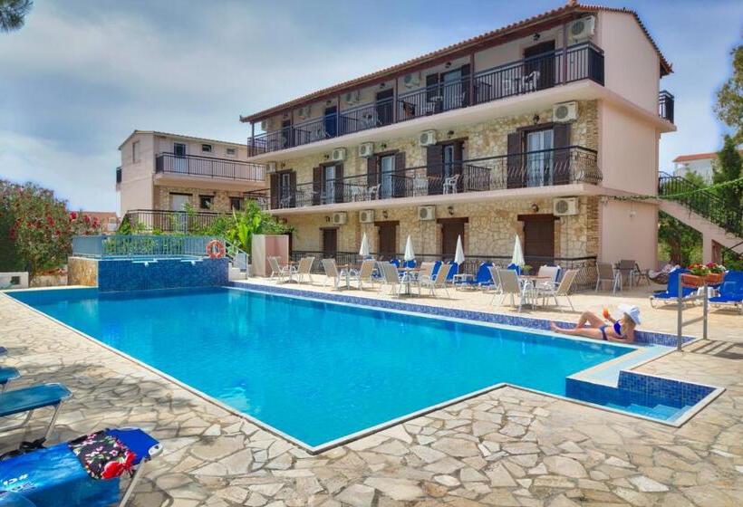 آپارتمان 1 خوابه, Two Brothers Studios & Apts