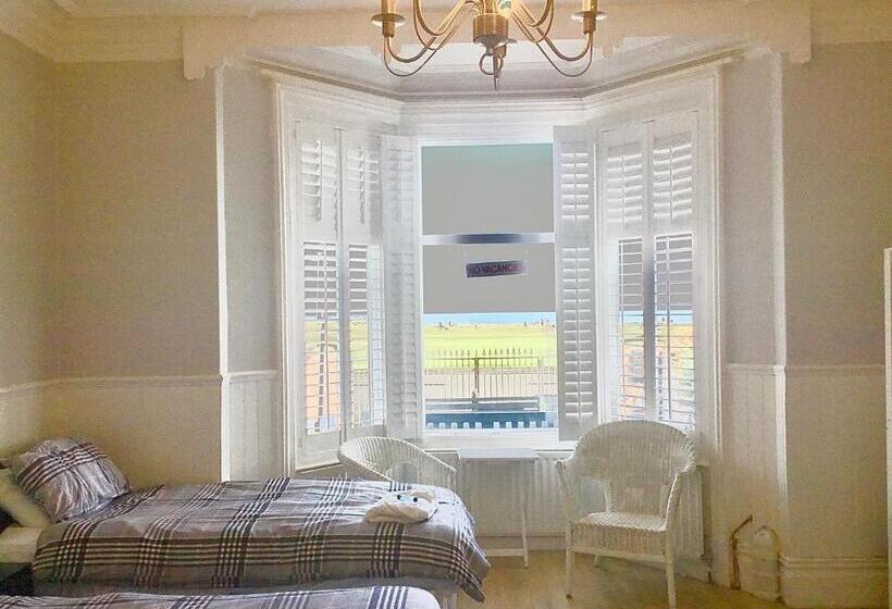 Семейный Номер Вид на Море, Cara Guesthouse