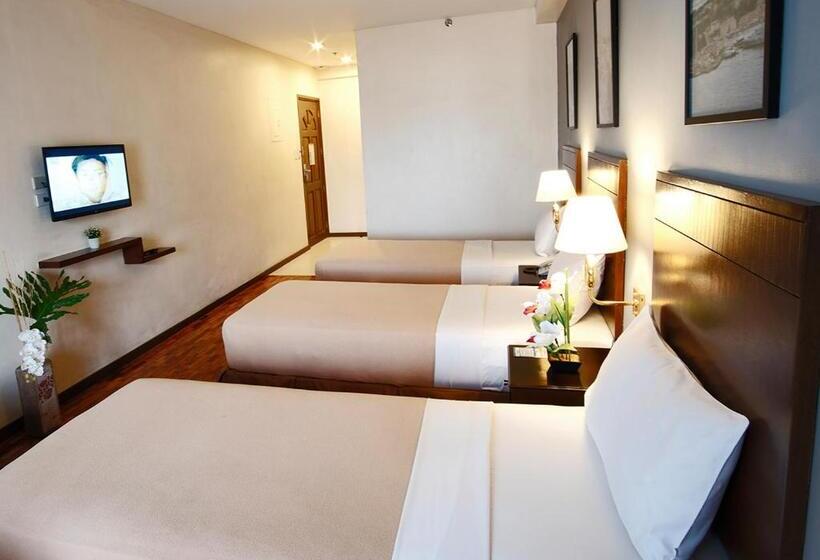 디럭스 트리플 룸, Fersal Hotel Kalayaan, Quezon City