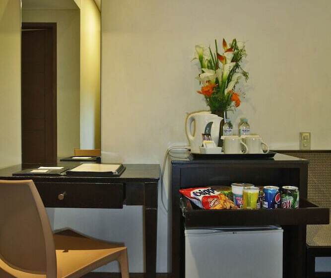 디럭스 트리플 룸, Fersal Hotel Kalayaan, Quezon City