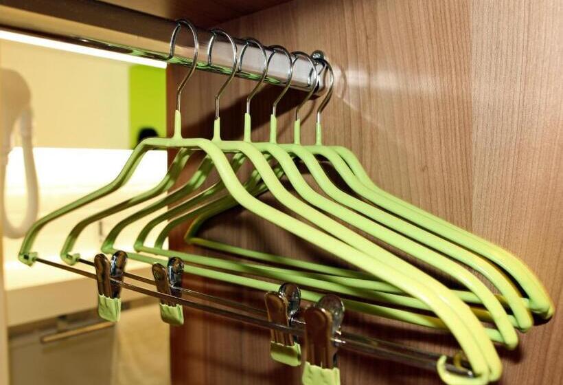 Номер Стандарт, Ibis Styles Nimes Gare Centre