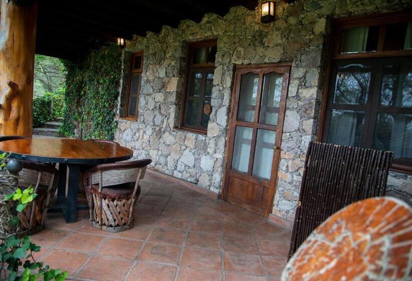 ２ダブルベッドのスタンダードルーム, Nirvana Restaurant & Retreat