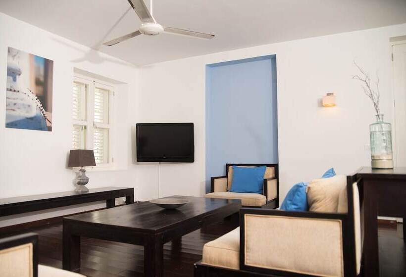 آپارتمان 2 خوابه با چشم‌انداز دریا, Scuba Lodge & Suites