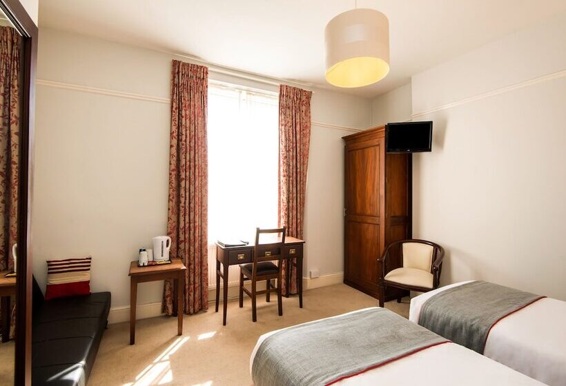 스탠다드 룸, The Regency Bristol