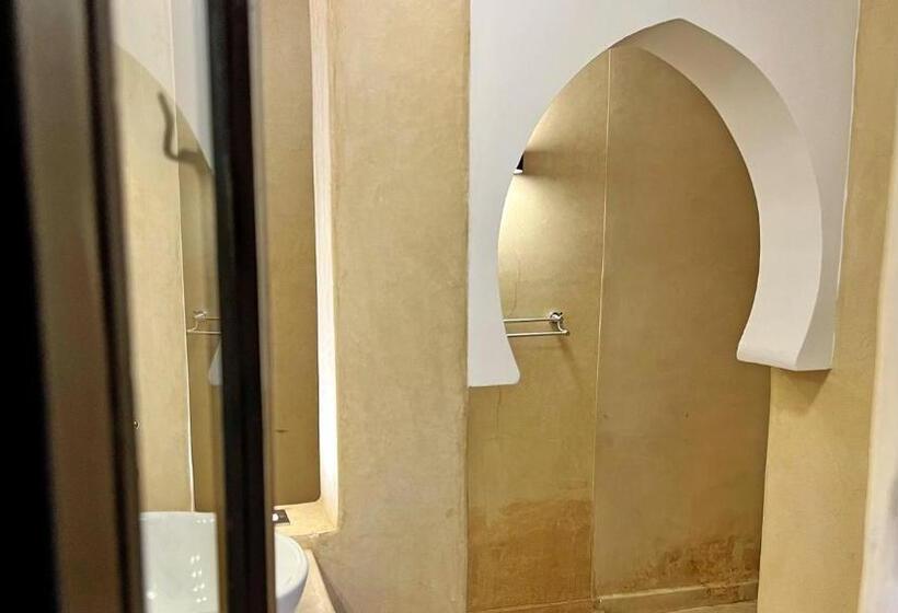 Delüks Süit, Riad Pourpre Medina