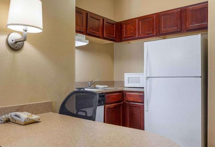 Suite, Extended Stay America Suites  Indianapolis  Airport  W. Southern Ave