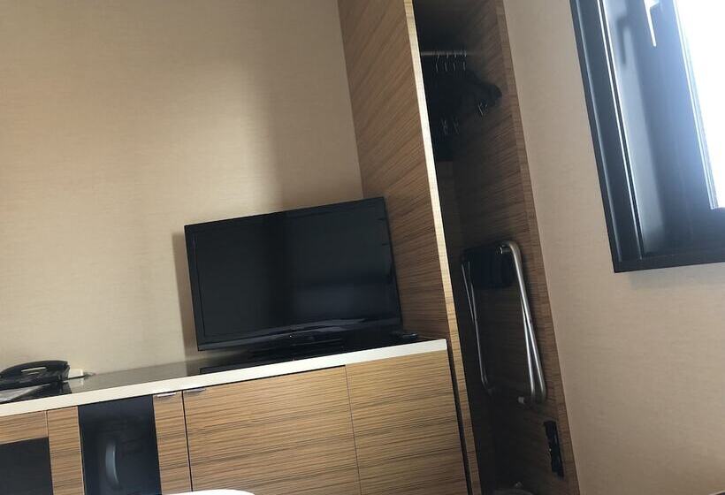 Номер Economy, Trusty Osaka Abeno