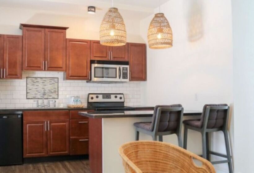 סוויטת 2 חדרי שינה, Fitch Lodge   Key West Historic Inns