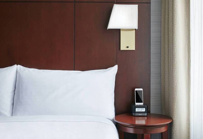 Quarto Estandar, River