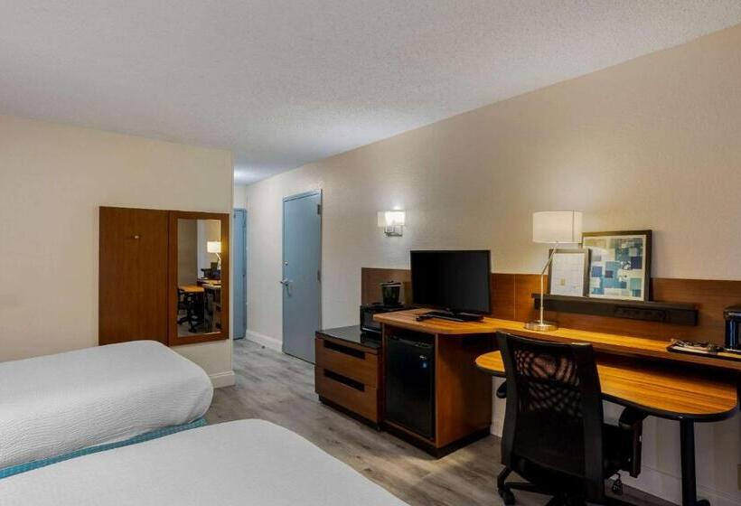Номер Стандарт 2 Двуспальные Кровати, Comfort Inn & Suites Mt. Laurelphiladelphia