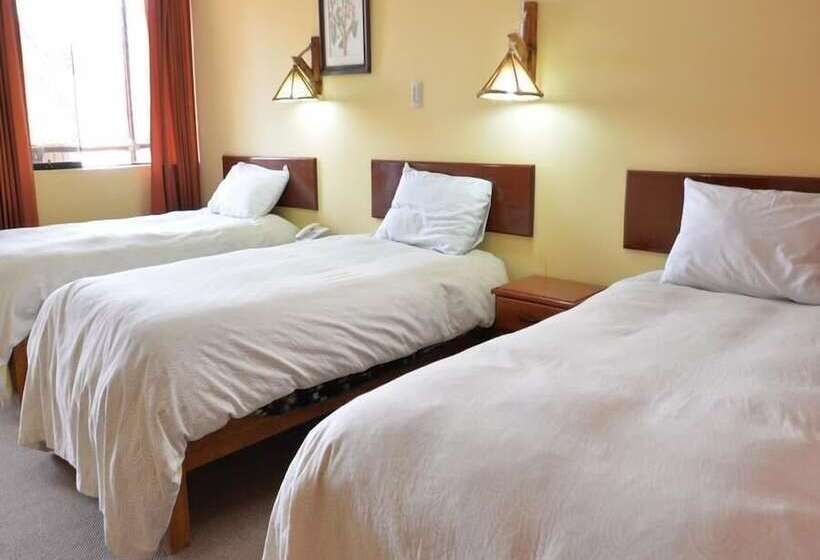 4인용 스탠다드 룸, Granada Colca