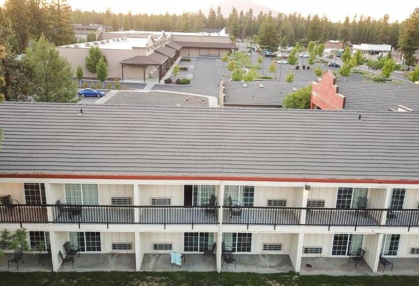스탠다드 룸 킹사이즈 침대, Sisters Inn & Suites