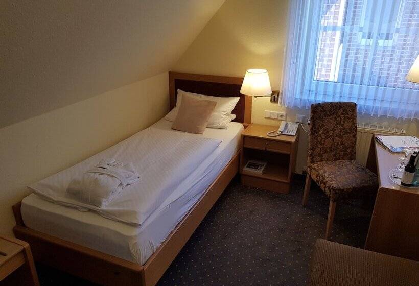 Номер Стандарт Индивидуальный, Landhotel Hermannshöhe
