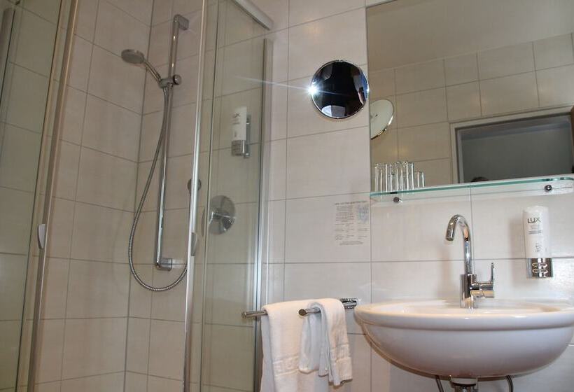 Номер Стандарт Индивидуальный, Landhotel Hermannshöhe