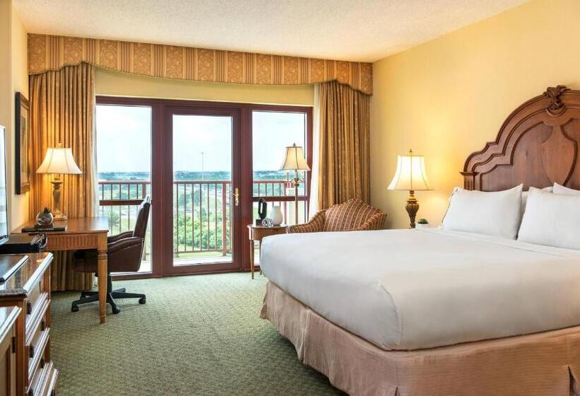 Номер Клуб Кровать Кинг, Renaissance Tulsa Hotel & Convention Center