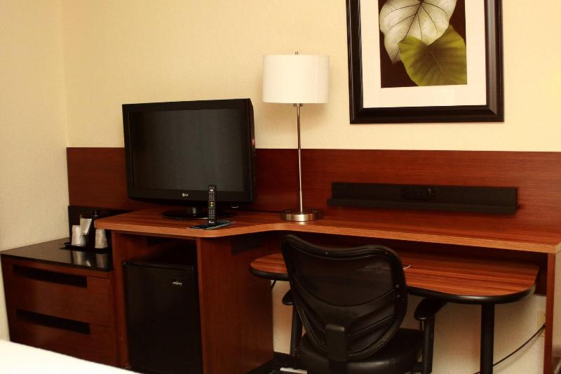 Стандартный Номер Кровать Кинг, Fairfield Inn & Suites By Marriott Fairmont