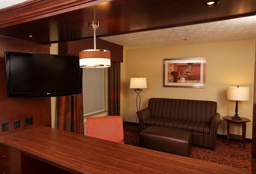 带双人床的标准工作室, Hampton Inn & Suites By Hilton Fargo Medical Center