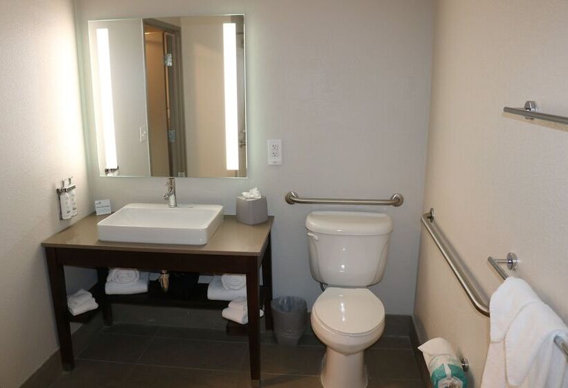Номер Стандарт, Holiday Inn Express & Suites Marquette, An Ihg