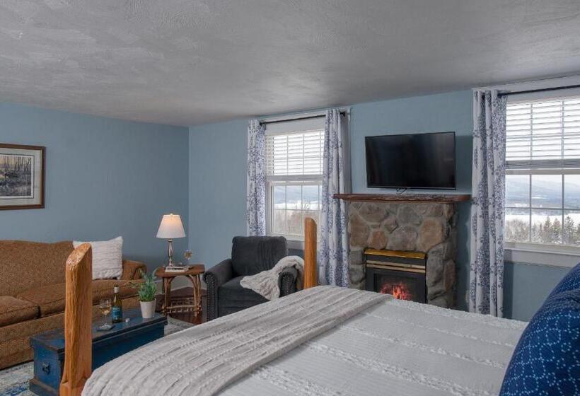 اتاق استاندارد با چشم‌انداز دریاچه, The Lodge At Moosehead Lake