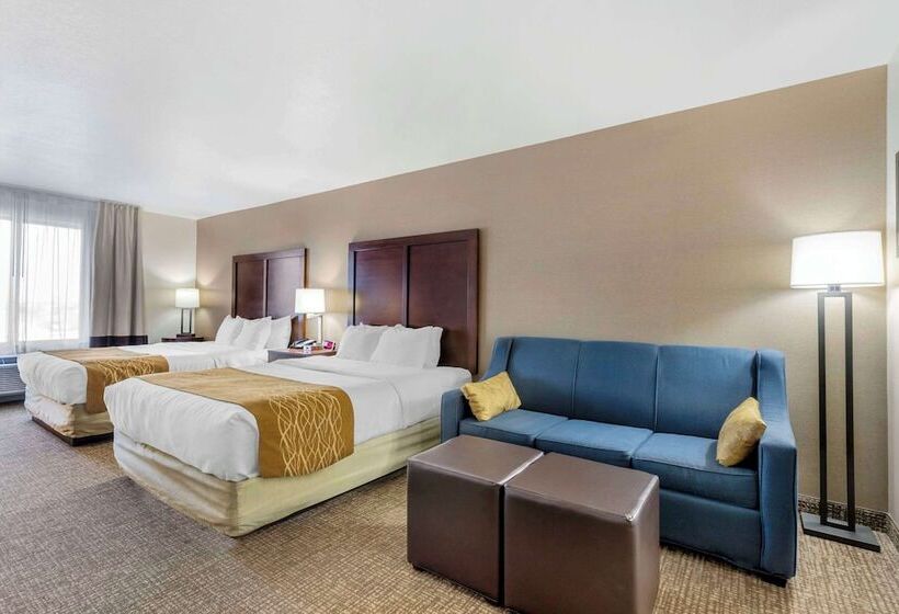 Люкс, Comfort Inn & Suites Mitchell I 90