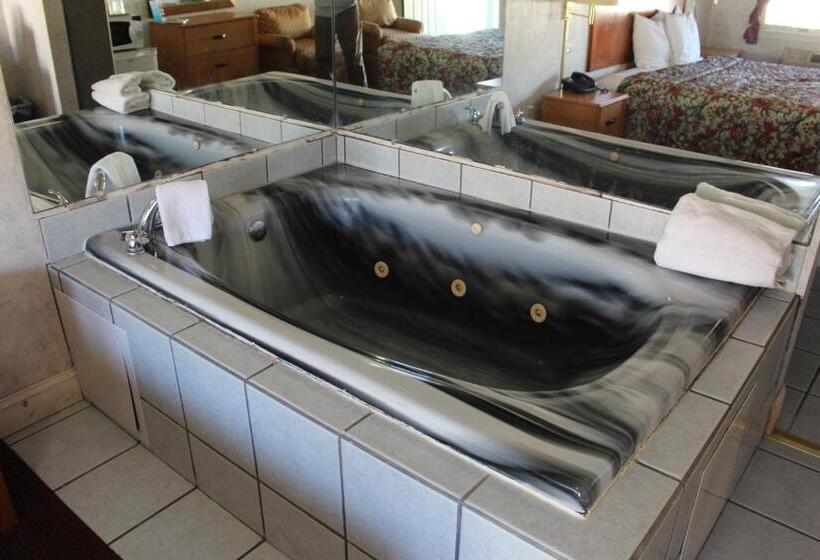 Quarto Estandar Cama King, Highlander Motor Inn Atlantic City