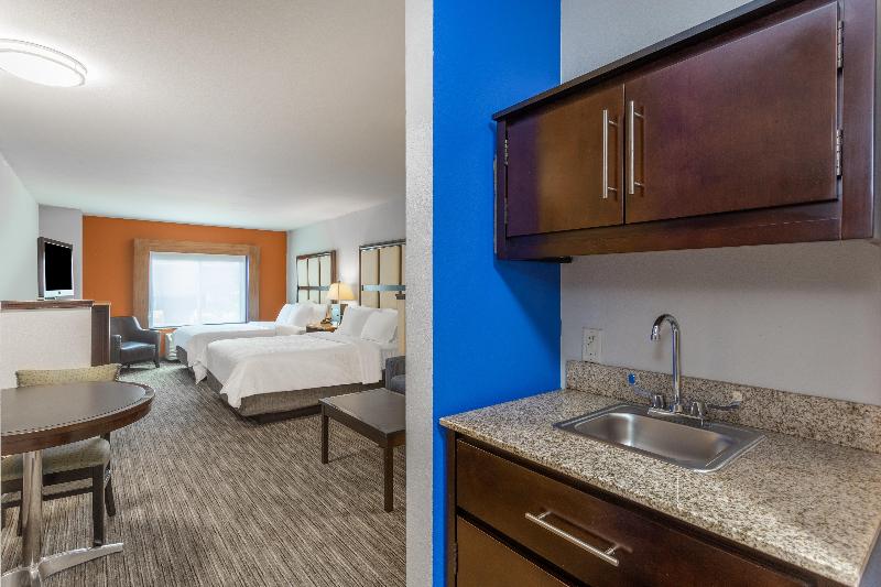 スイート, Holiday Inn Express   Albert Lea, An Ihg