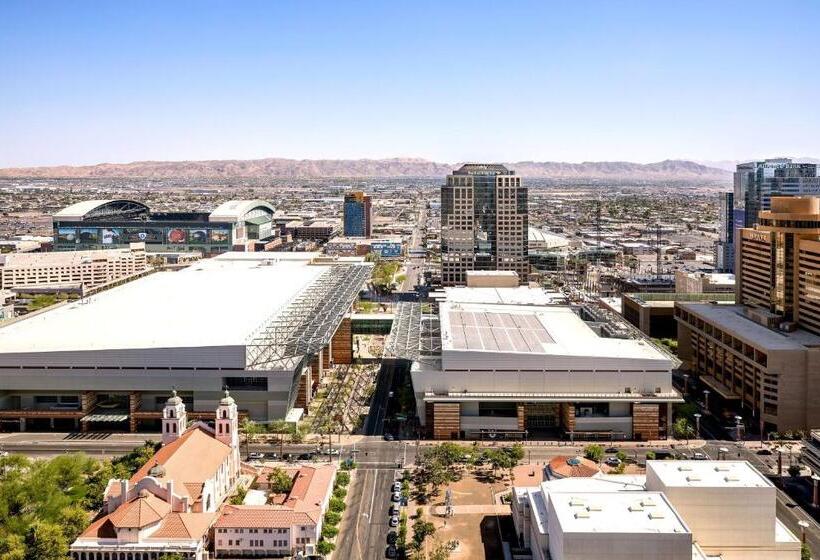 Номер Deluxe Кровать Кинг с Видом, Sheraton Phoenix Downtown