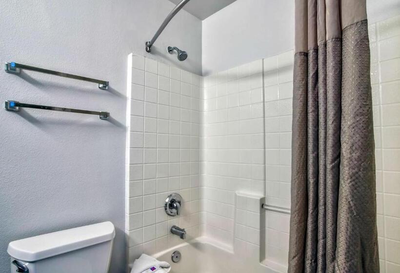 Люкс, Motel 6hesperia, Ca  West Main Street I15
