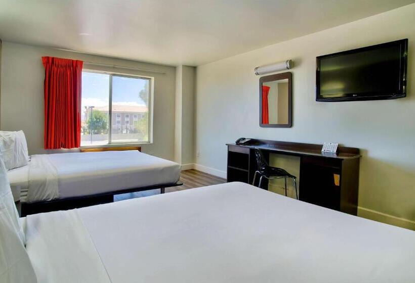 Номер Стандарт Адаптированный для Инвалидов, Motel 6hesperia, Ca  West Main Street I15