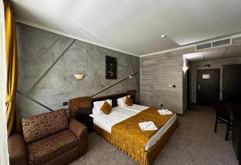 Standard Room with Balcony, Art Hotel Babylon