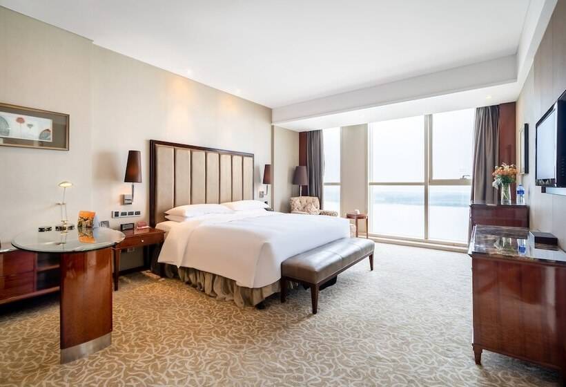 Номер Стандарт Двуспальная Кровать, Crowne Plaza Zhenjiang, An Ihg