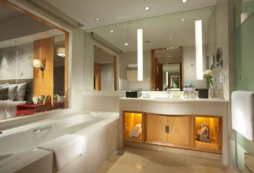 Номер Deluxe, Worldhotel Grand Juna Wuxi