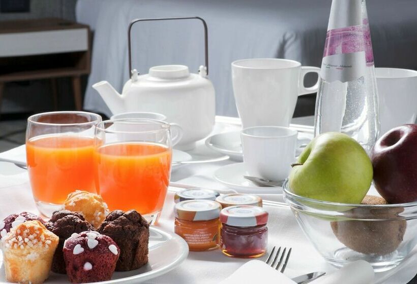 اتاق استاندارد, Radisson Hotel Nola Naples
