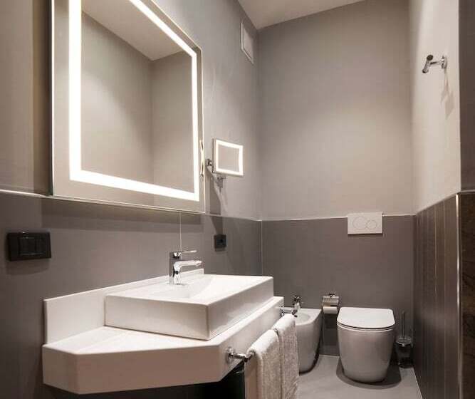 اتاق استاندارد, Radisson Hotel Nola Naples