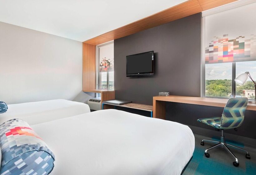 带2个双人床的标准工作室, Aloft Tallahassee Downtown