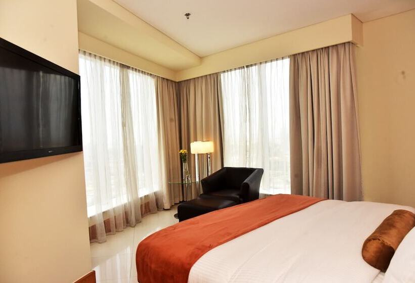 Superior Room, Lagos Continental