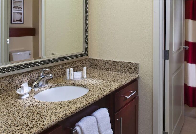 Люкс, Residence Inn By Marriott Covington Northshore