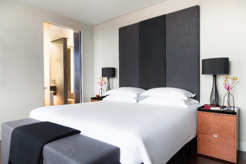 Люкс, Grosvenor House Suites