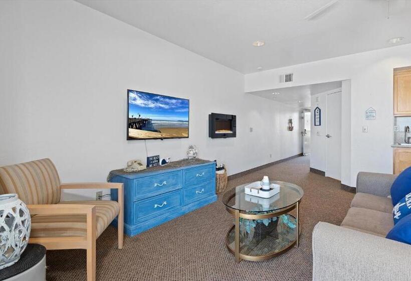 Люкс Вид на Море, Beach House Inn & Suites