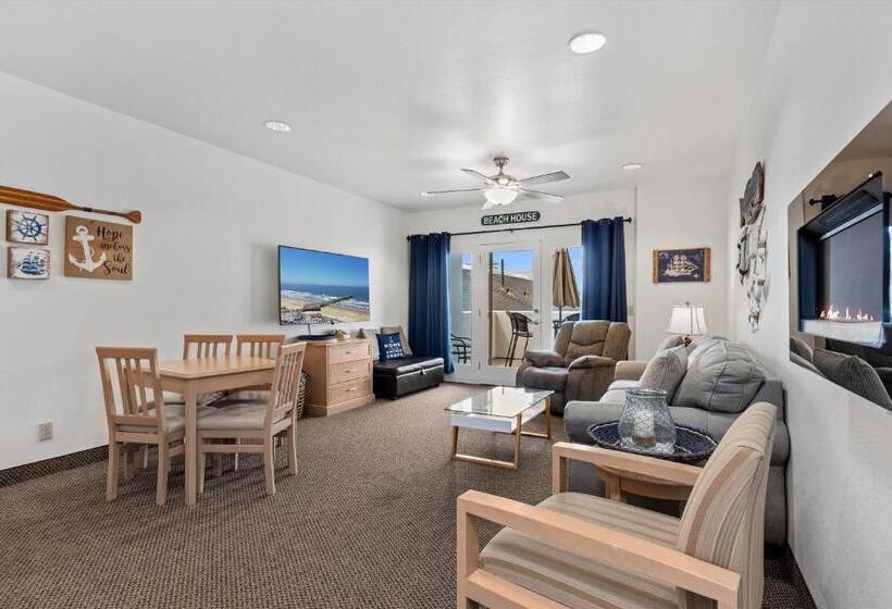 Семейный Номер Вид на Море, Beach House Inn & Suites