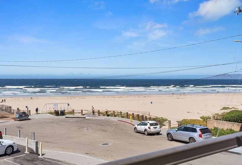 Студия Стандарт Вид на Море, Beach House Inn & Suites