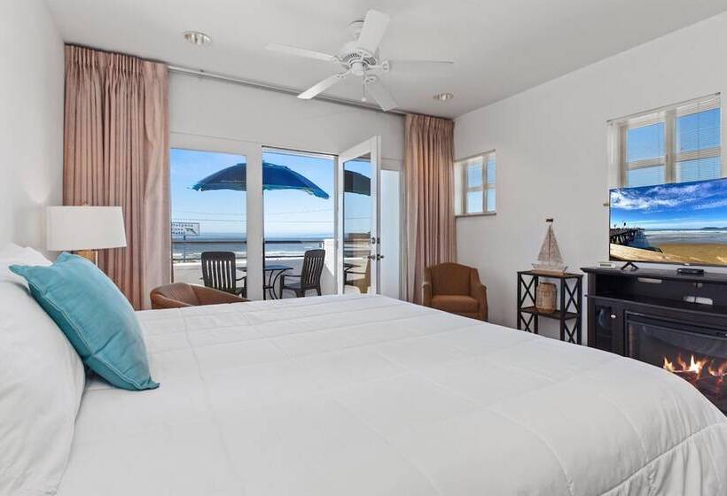Студия Стандарт Вид на Море, Beach House Inn & Suites