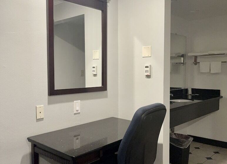 Стандартный Номер Кровать Кинг, Capital City Inn Downtown Sacramento Convention Center