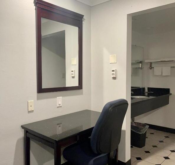 Номер Стандарт, Capital City Inn Downtown Sacramento Convention Center