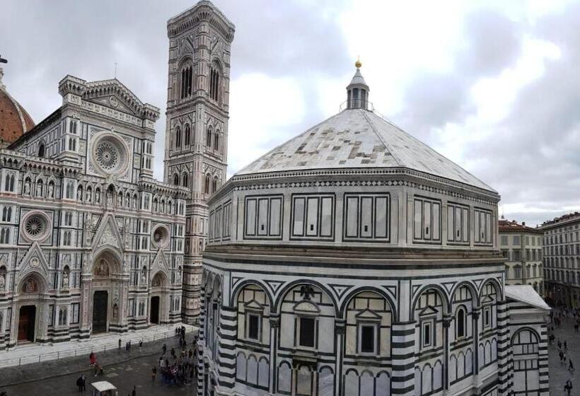 اتاق سوپریور, Duomo View