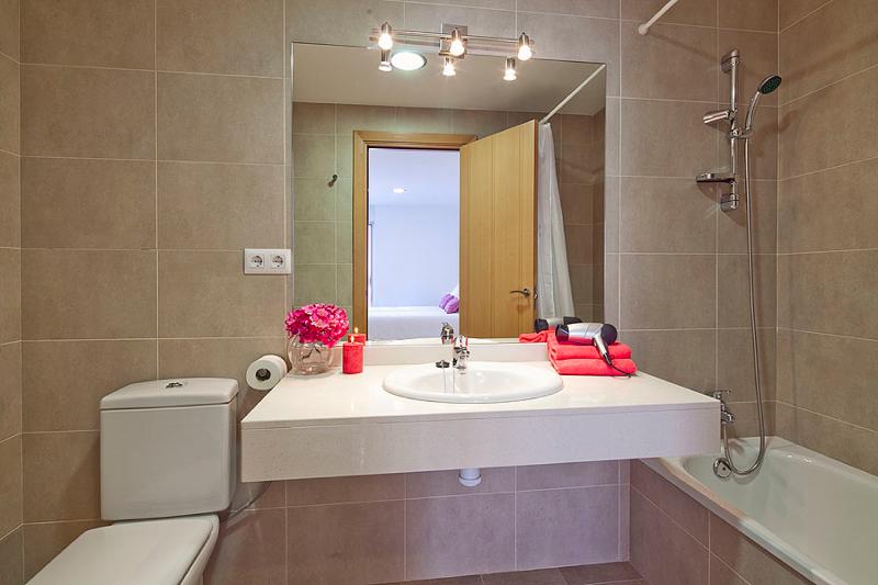 Апартаменты 2 Спальни, Charmsuites Paralel