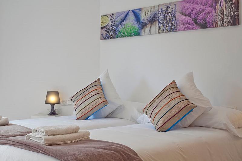 Апартаменты 2 Спальни с Террасой, Charmsuites Paralel